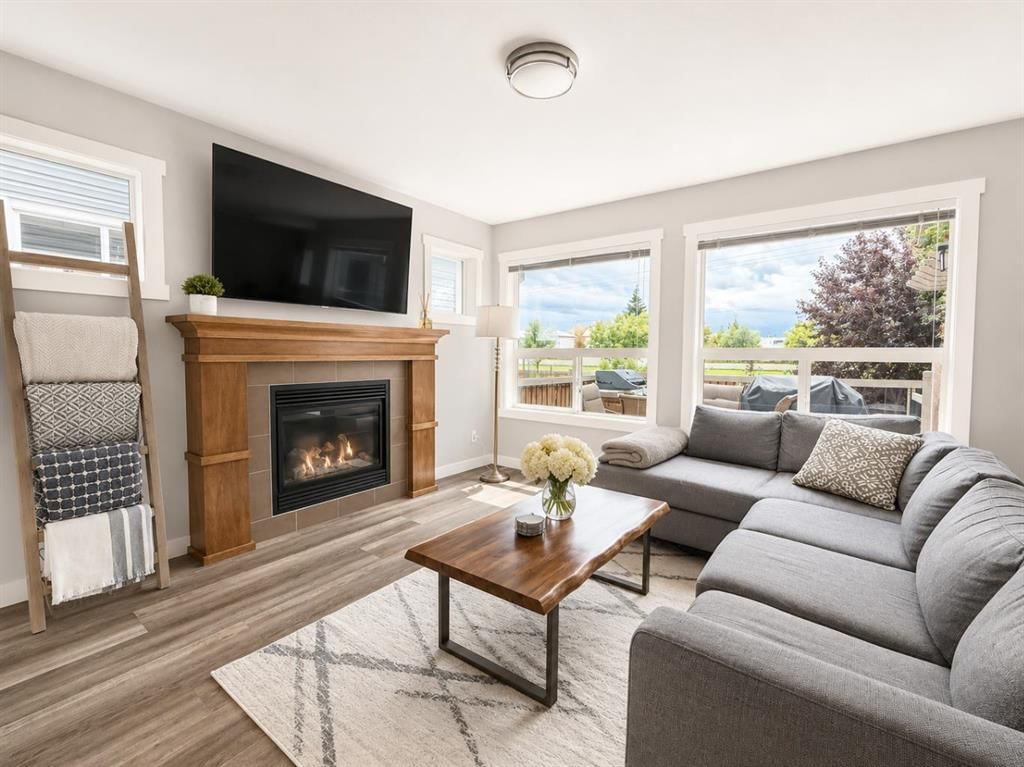 474 Williamstown Green NW, Airdrie — photo 2 of 39
