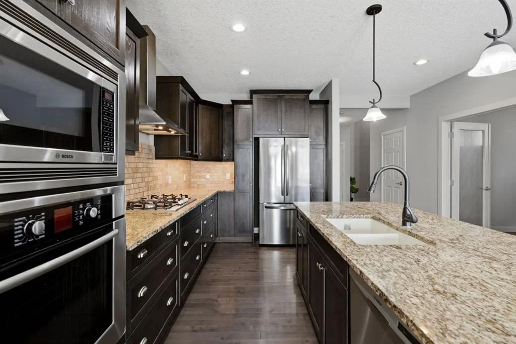 7 Copperleaf Terrace SE, Calgary — photo 5 of 48