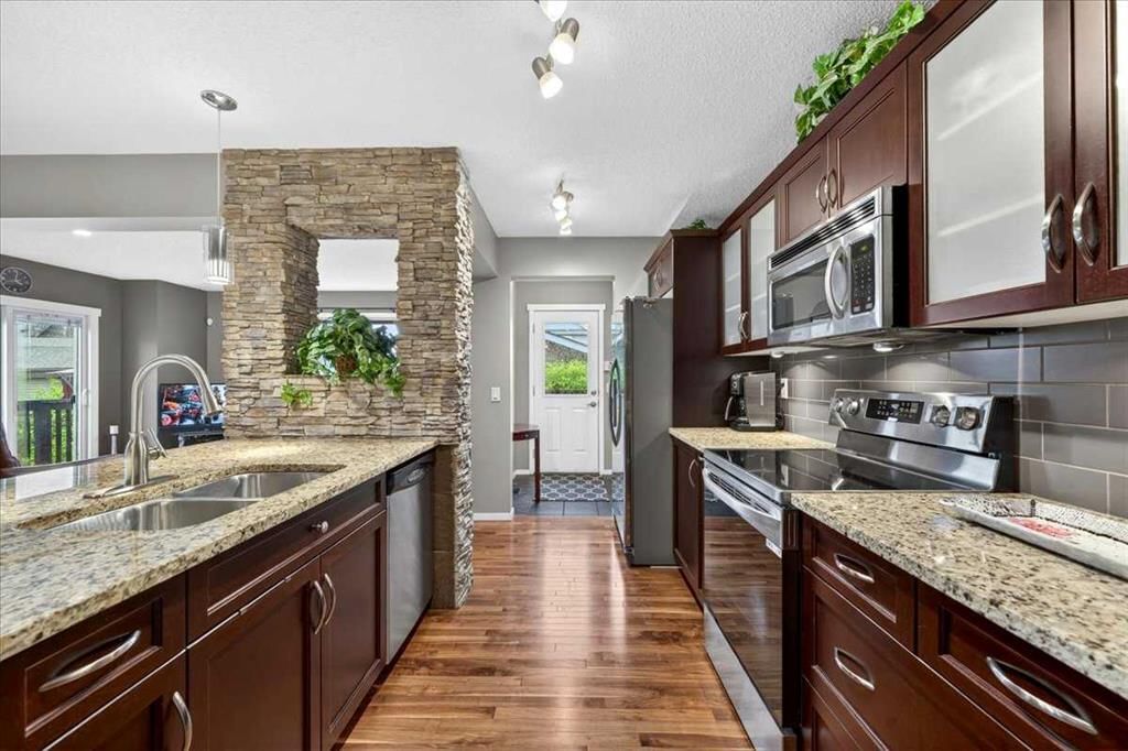 30 Copperstone Green SE, Calgary — photo 3 of 34
