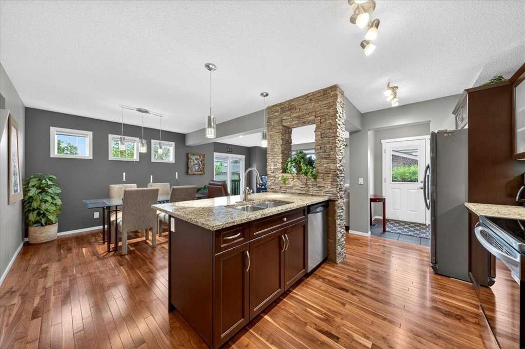 30 Copperstone Green SE, Calgary — photo 5 of 34