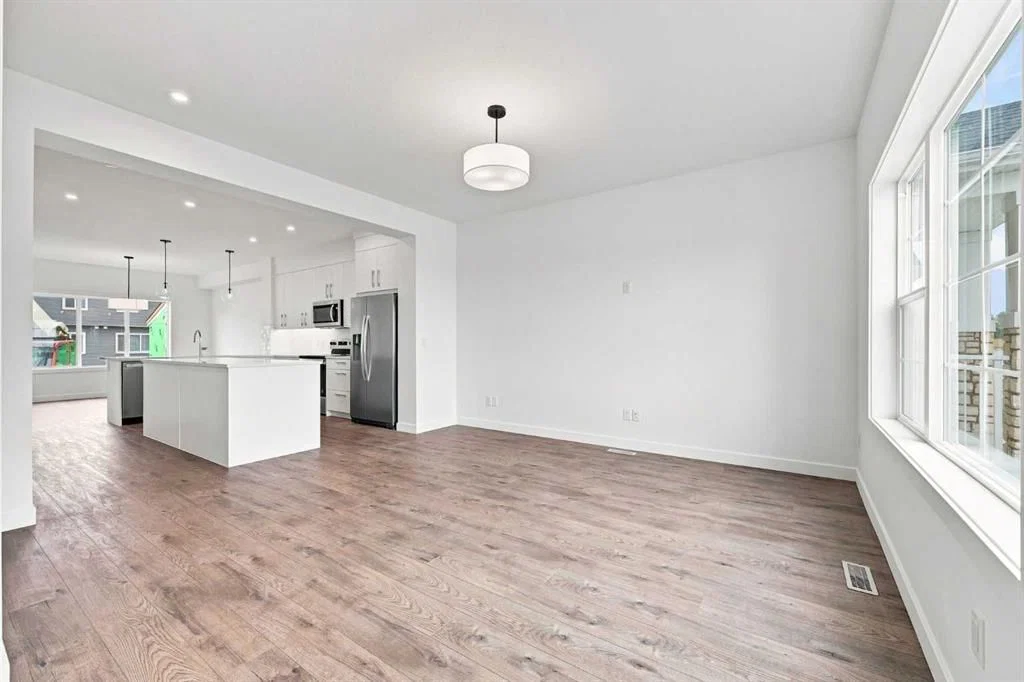 268 Huxbury View NE, Calgary — photo 4 of 50