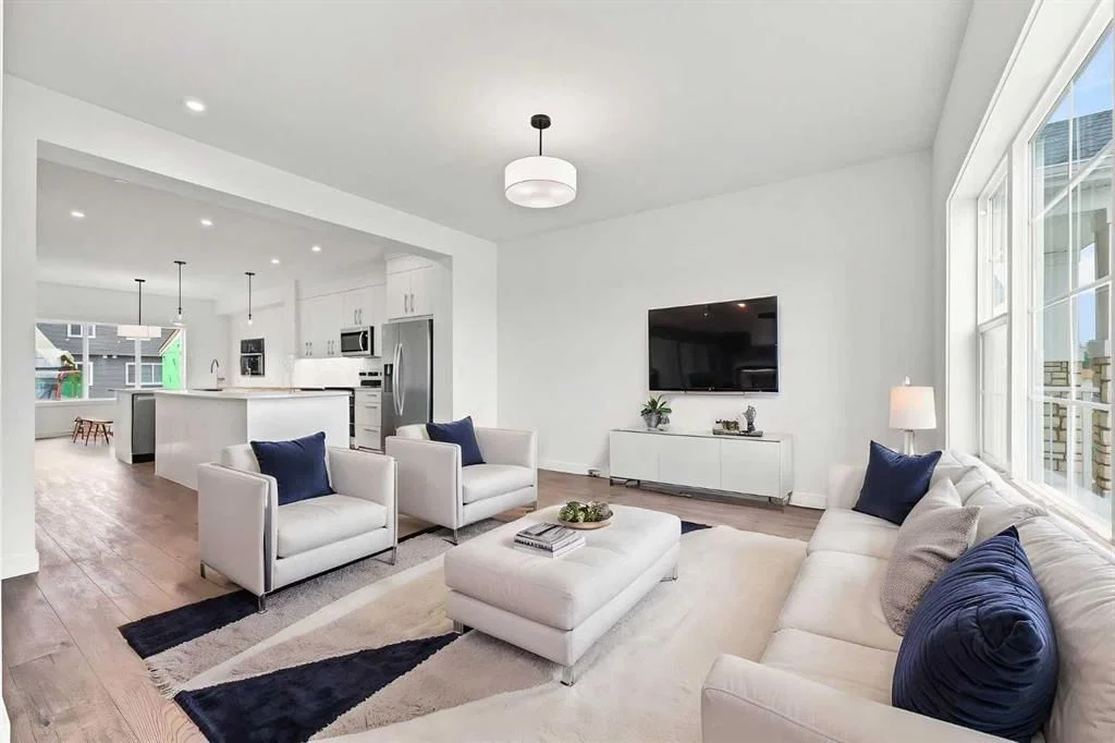 268 Huxbury View NE, Calgary — photo 5 of 50