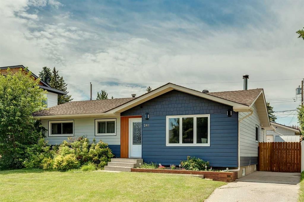 241 Allan Crescent SE, Calgary — photo 3 of 42