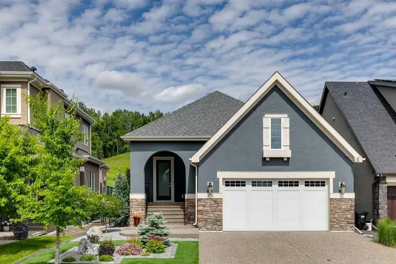 176 Cranbrook Drive SE, Calgary — main listing photo