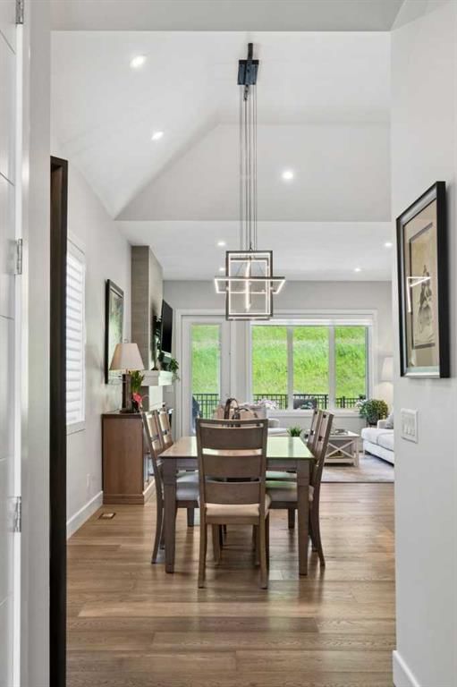 176 Cranbrook Drive SE, Calgary — photo 5 of 50