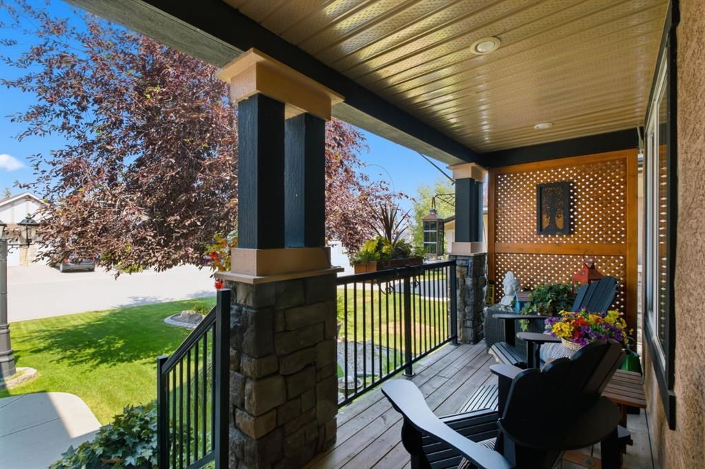 31 Chapala Close SE, Calgary — photo 4 of 50