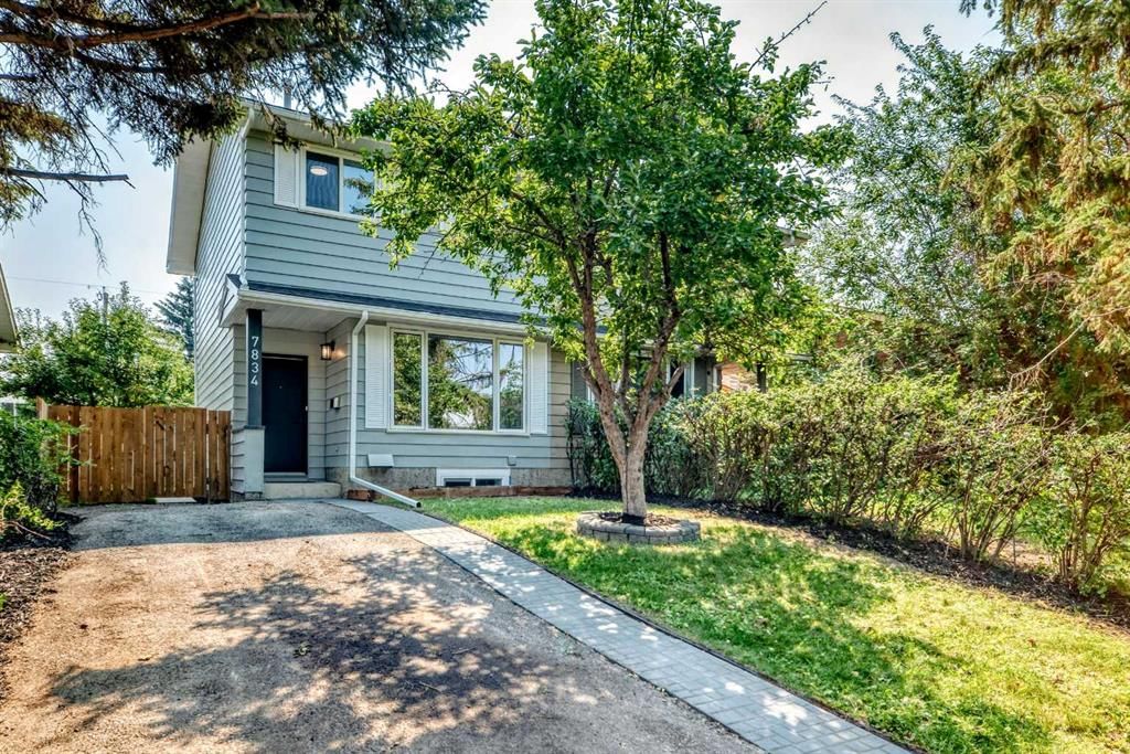 7834 21 Street SE, Calgary — main listing photo