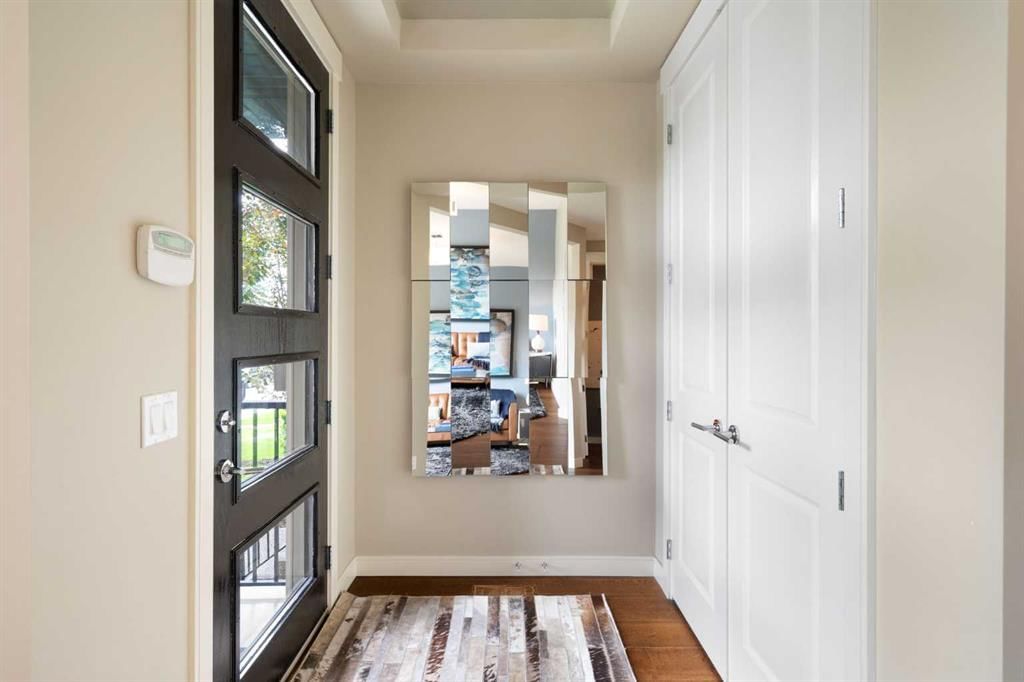 3213 Kinsale Road SW, Calgary — photo 3 of 48