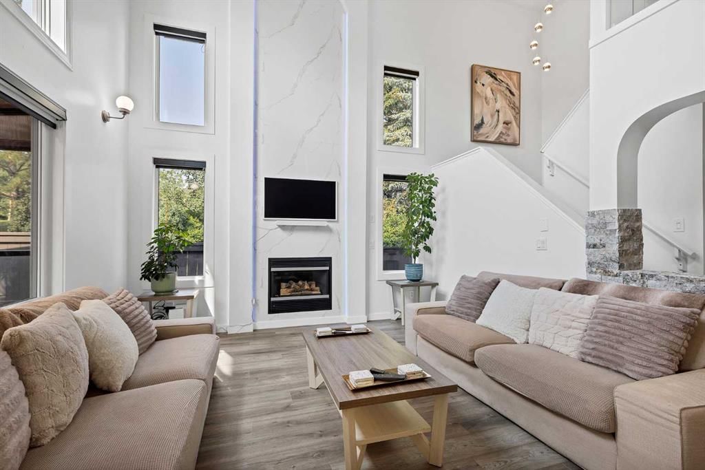 11 Citadel Meadow Grove NW, Calgary — photo 4 of 49