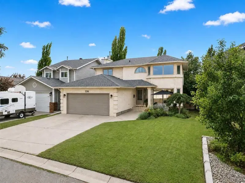116 Sun Harbour Way SE, Calgary — main listing photo