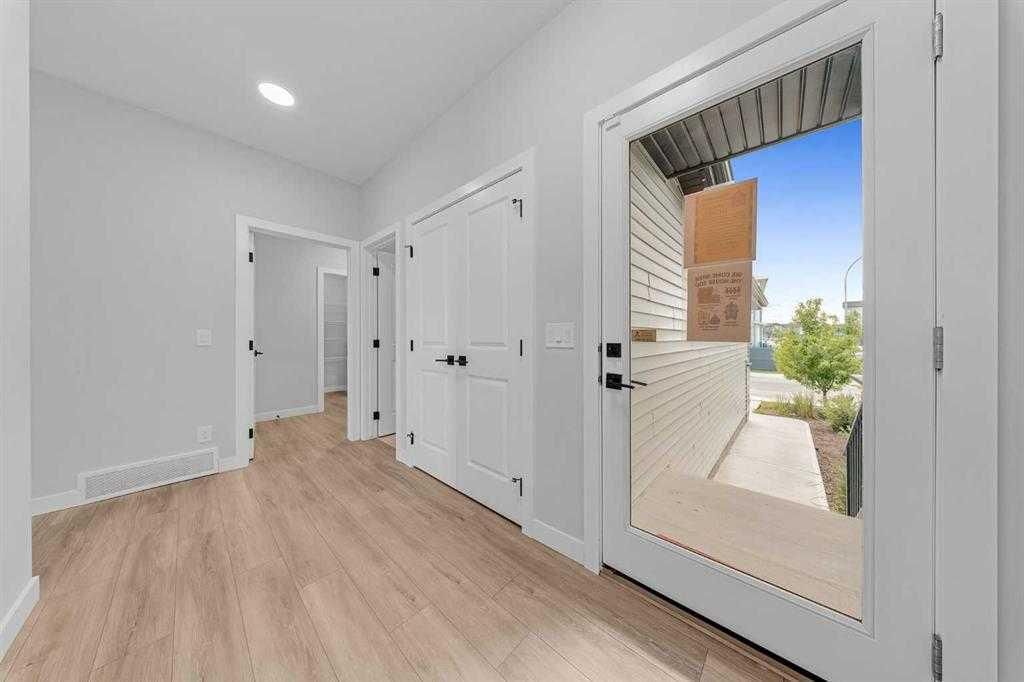 82 Belvedere Green SE, Calgary — photo 2 of 33