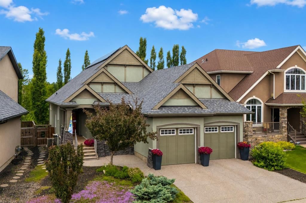 21 Rockford Road NW, Calgary — main listing photo