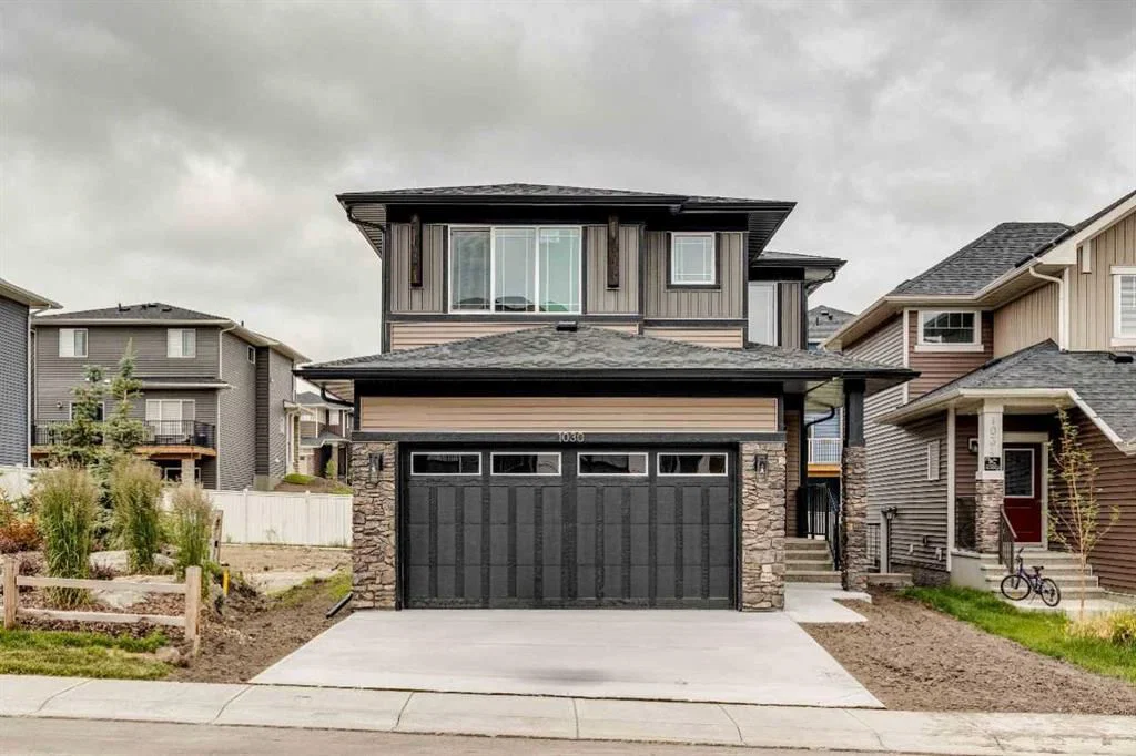 1030 Bayview Crescent SW, Airdrie — main listing photo