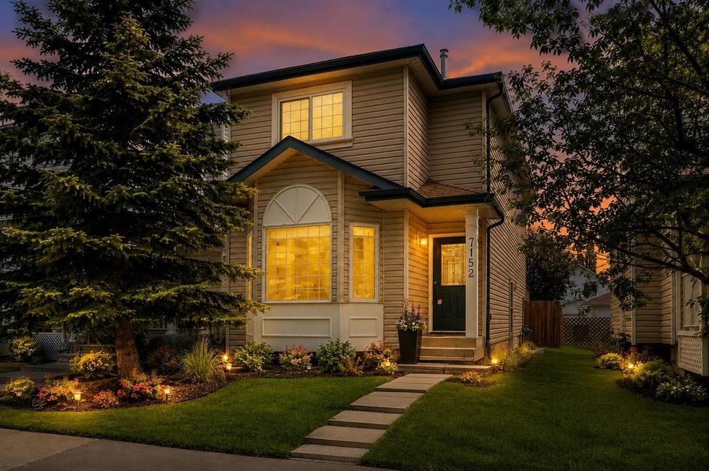 7152 Sierra Morena Boulevard SW, Calgary — main listing photo