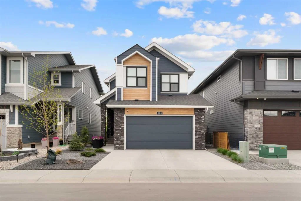 500 Cranbrook Gardens SE, Calgary — main listing photo