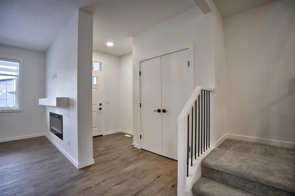 45 Legacy Point Terrace SE, Calgary — photo 4 of 43