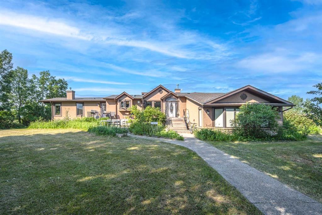 33076 Township Road 243, Rural Rocky View County — main listing photo