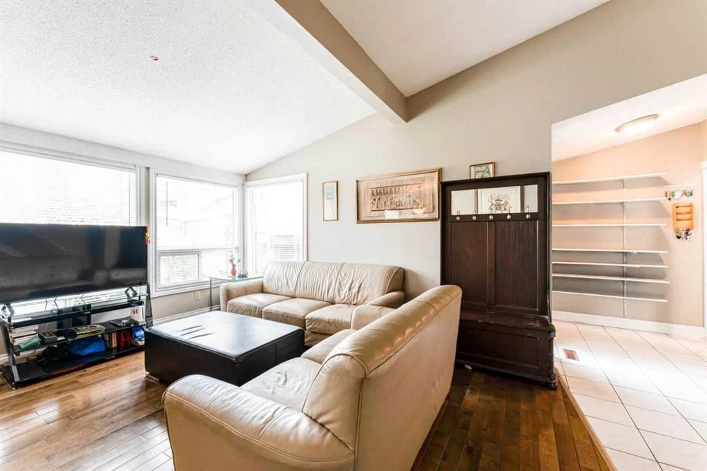 115 Maunsell Close NE, Calgary — photo 2 of 39