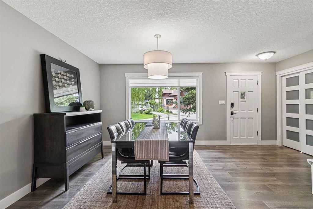 4024 Grove Hill Road SW, Calgary — photo 5 of 23