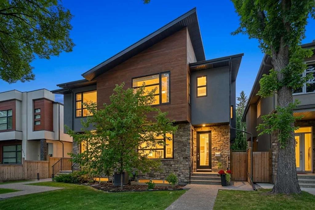 3507 40 Street SW, Calgary — main listing photo