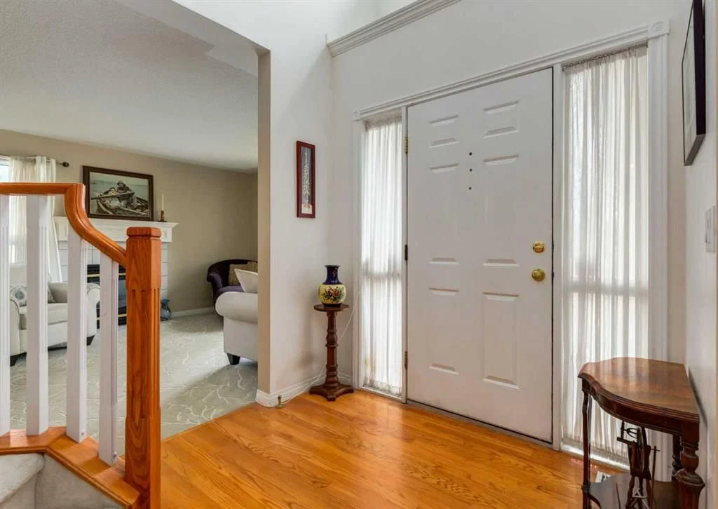 63 Arbour Lake Drive NW, Calgary — photo 4 of 50