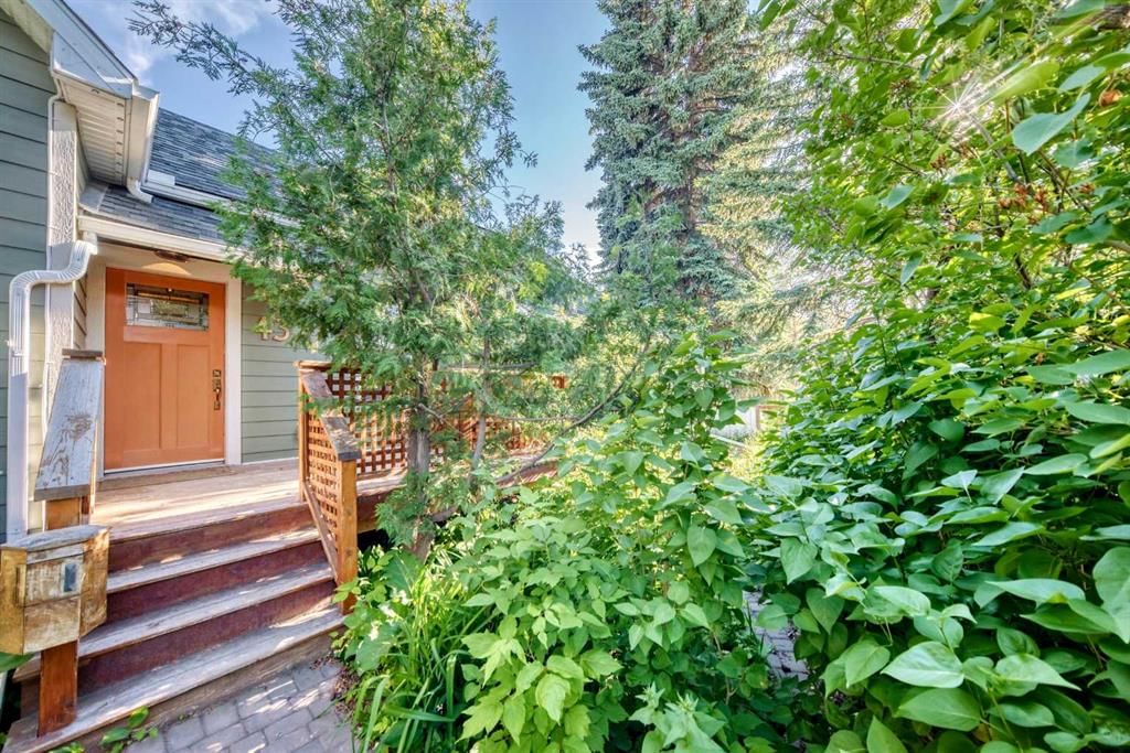 43 New Street SE, Calgary — photo 3 of 50
