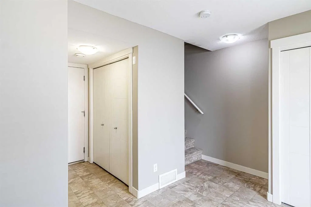 634 Redstone View NE, Calgary — photo 4 of 22