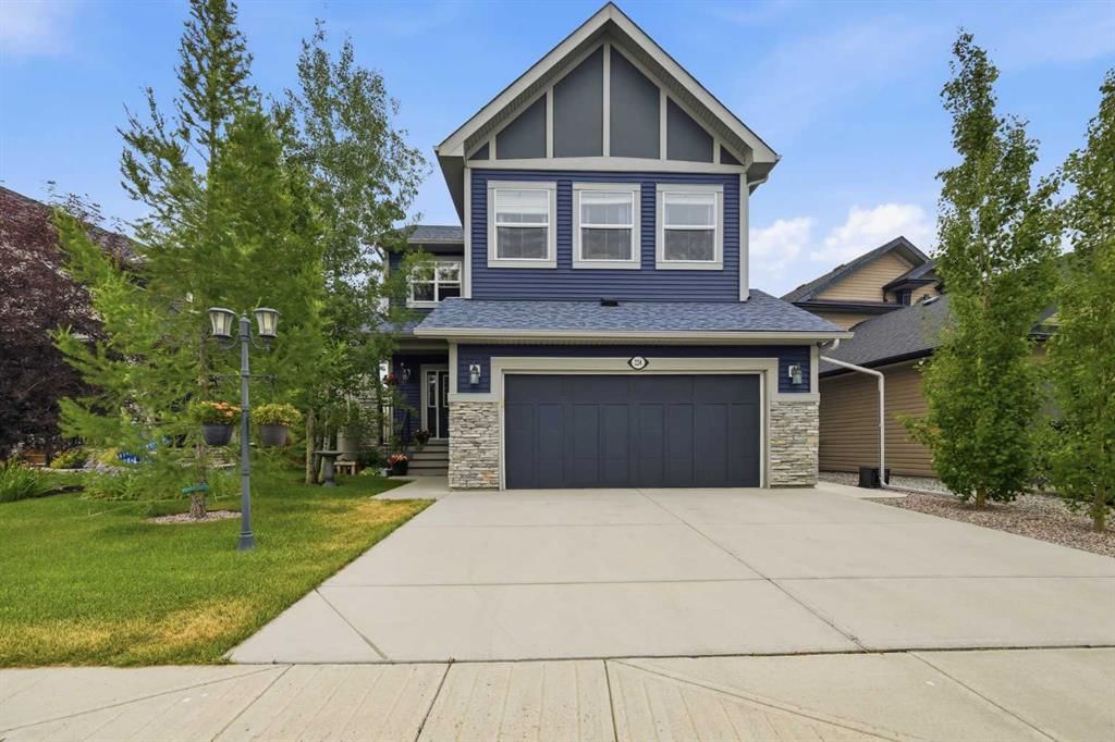 224 Kingston Way SE, Airdrie — main listing photo