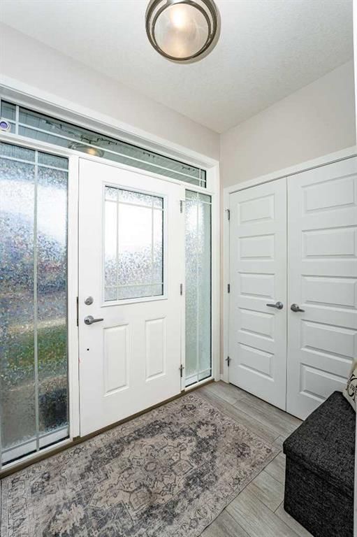 717 Windrow Manor SW, Airdrie — photo 2 of 40