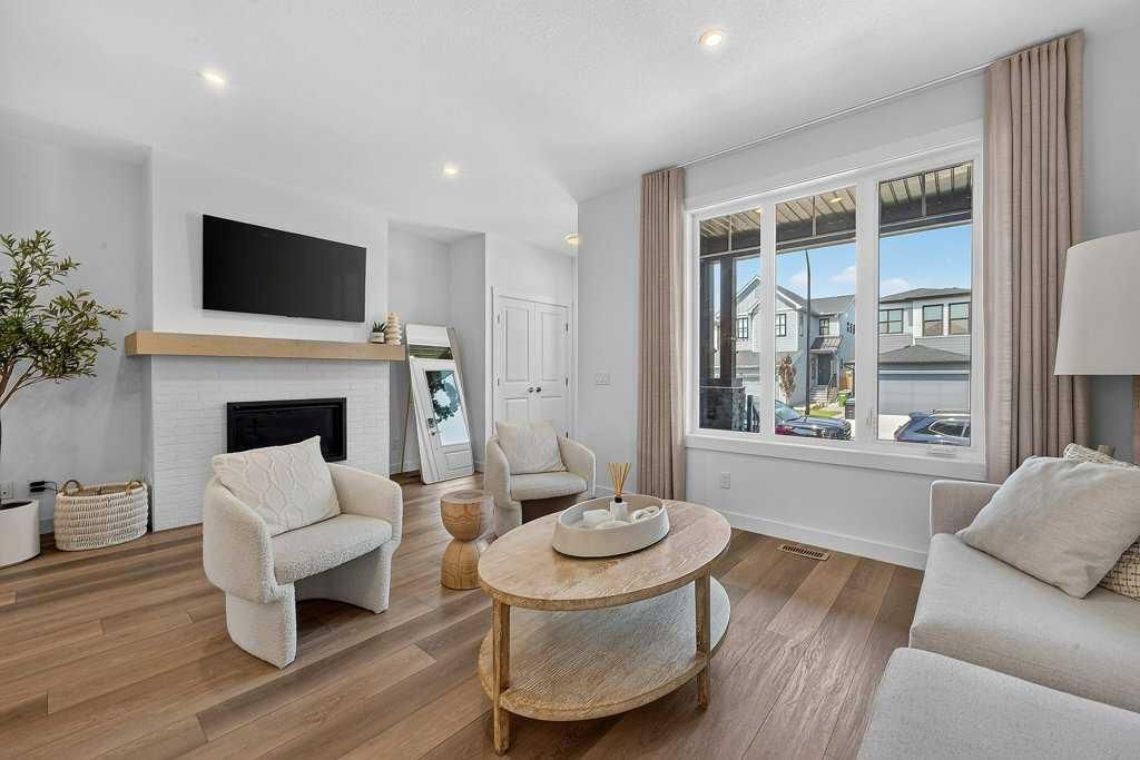 97 Rowmont Heath NW, Calgary — photo 4 of 50