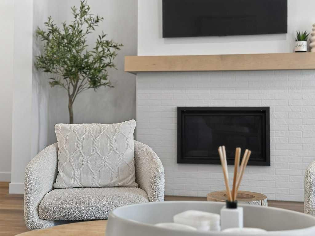 97 Rowmont Heath NW, Calgary — photo 5 of 50