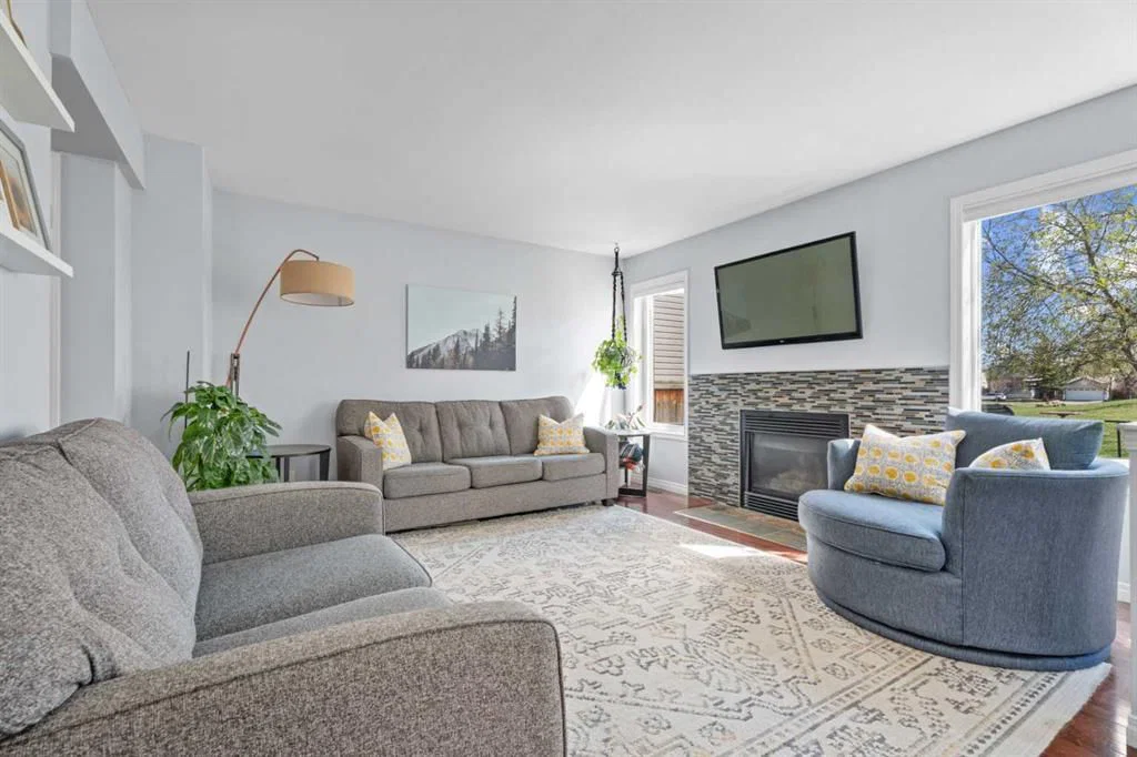 31 Mt Aberdeen Grove SE, Calgary — main listing photo