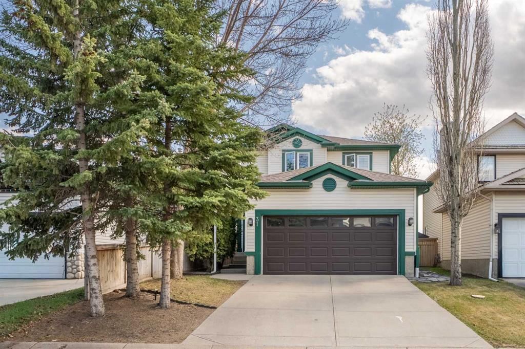31 Mt Aberdeen Grove SE, Calgary — photo 4 of 50