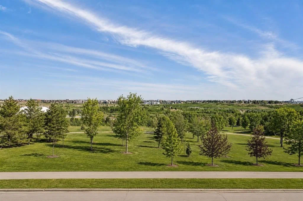 39A Moncton Road NE, Calgary — photo 3 of 49