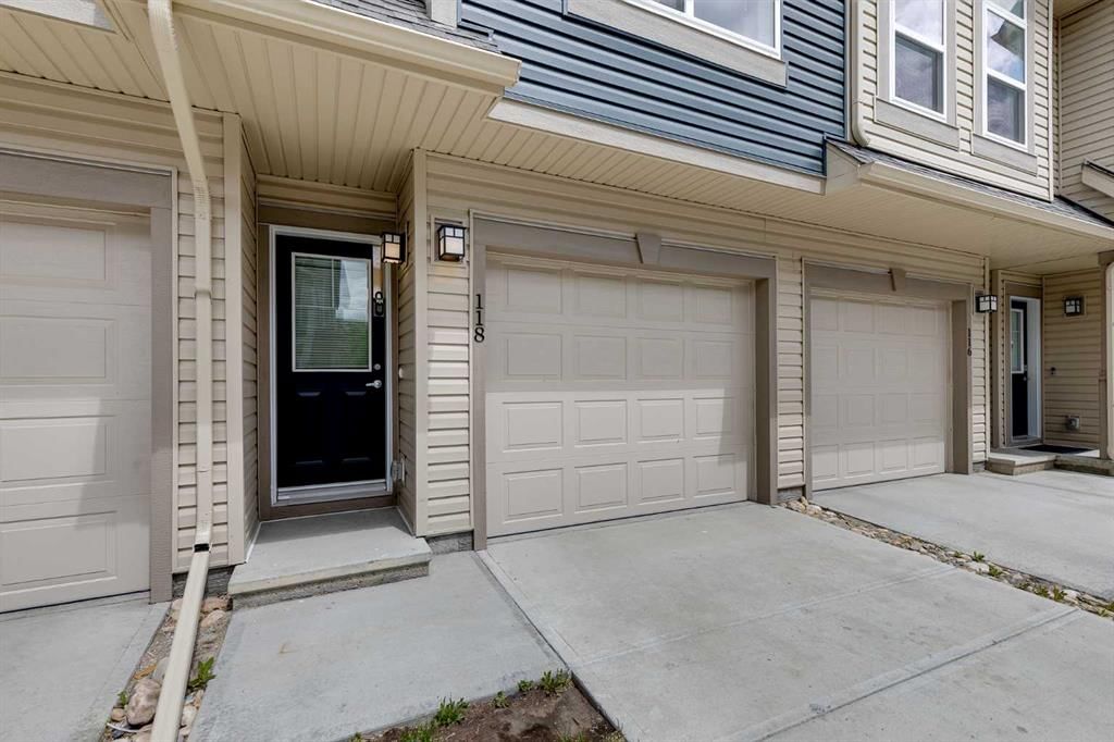 118 Legacy Path SE, Calgary — photo 2 of 50