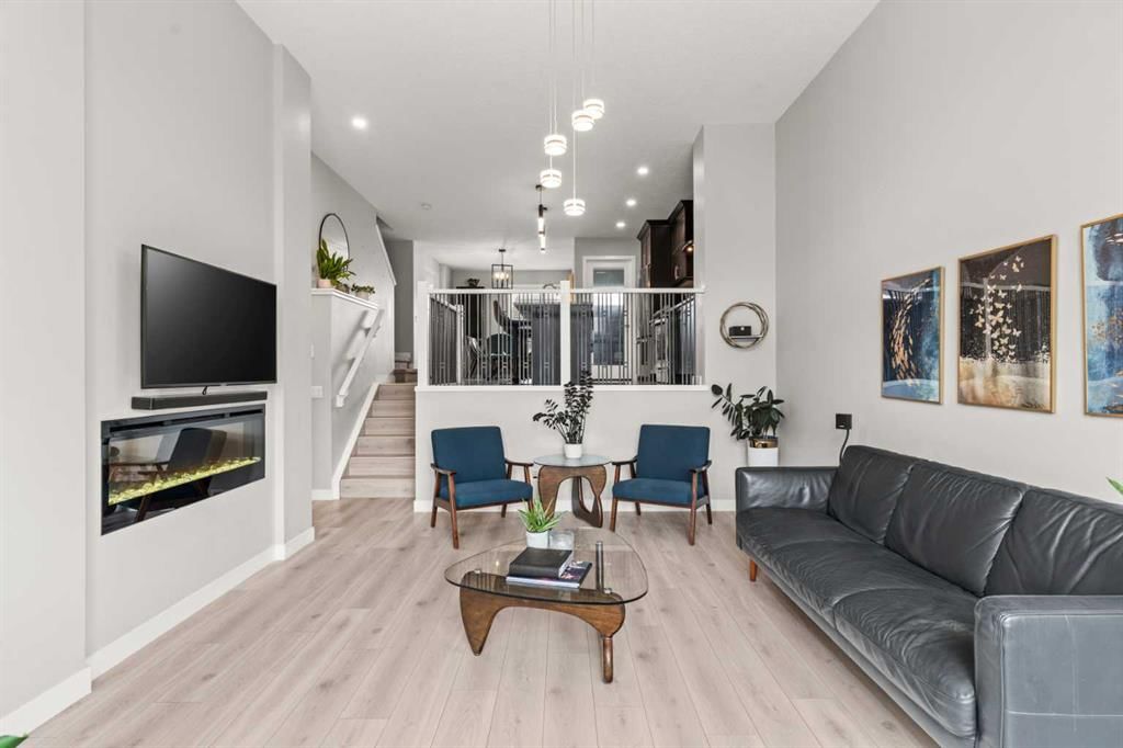 46 Corner Meadows Common NE, Calgary — photo 3 of 40
