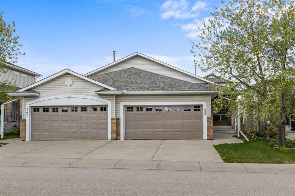 139 Hidden Valley Green NW, Calgary — photo 3 of 46
