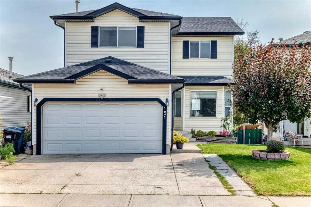 151 Applestone Park SE, Calgary — main listing photo
