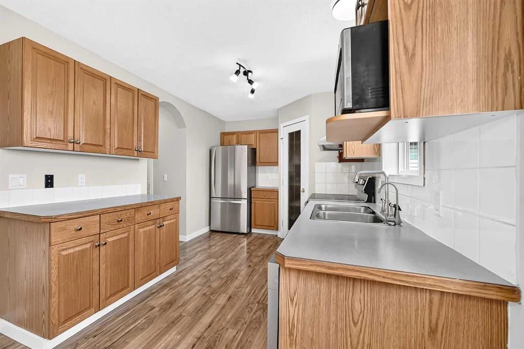 151 Applestone Park SE, Calgary — photo 4 of 48