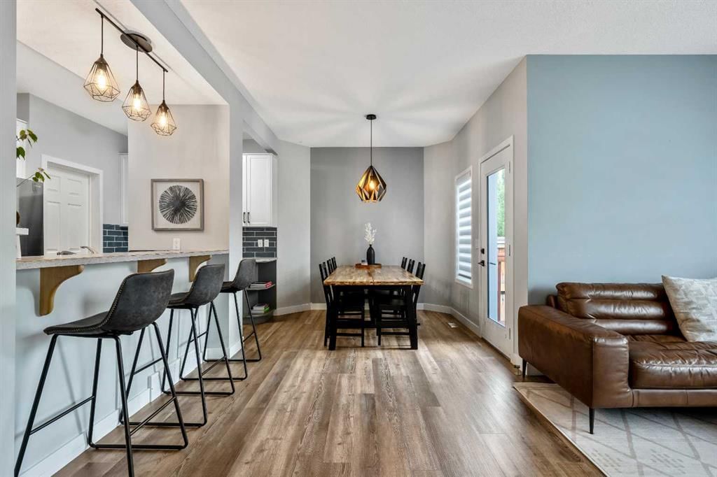 114 Chapalina Close SE, Calgary — photo 5 of 47
