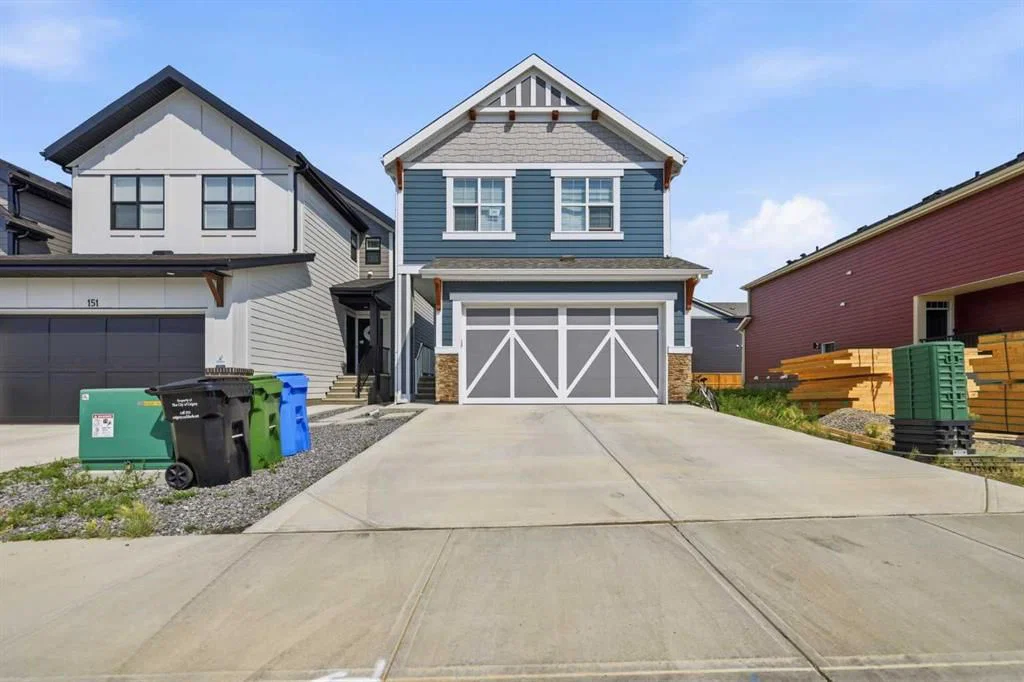 147 Magnolia Path SE, Calgary — main listing photo