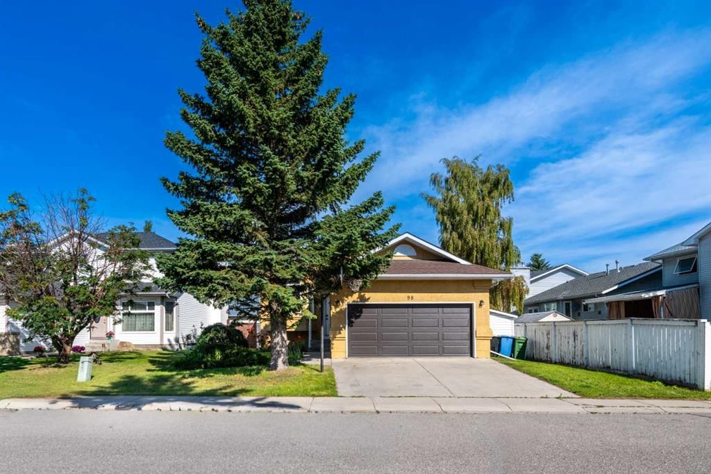 98 Del Ray Road NE, Calgary — main listing photo
