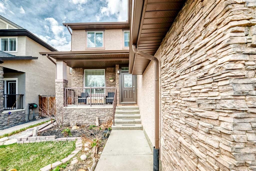 169 Aspenshire Drive SW, Calgary — photo 3 of 48