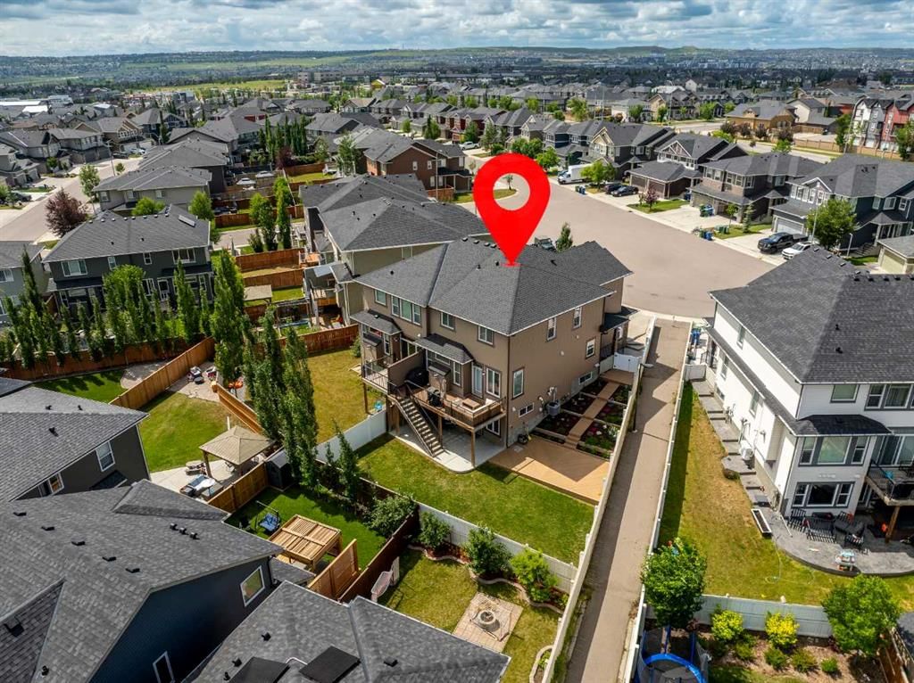 25 Evansglen Mews NW, Calgary — photo 2 of 50