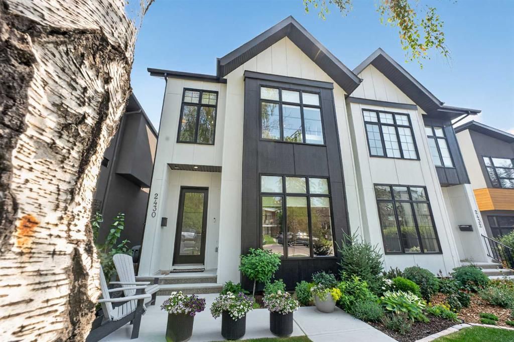 2430 26 Street SW, Calgary — photo 3 of 50