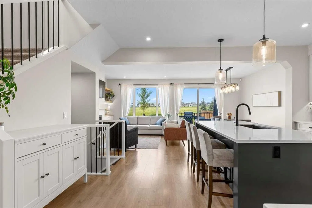 45 Savoy Landing SE, Calgary — photo 4 of 50
