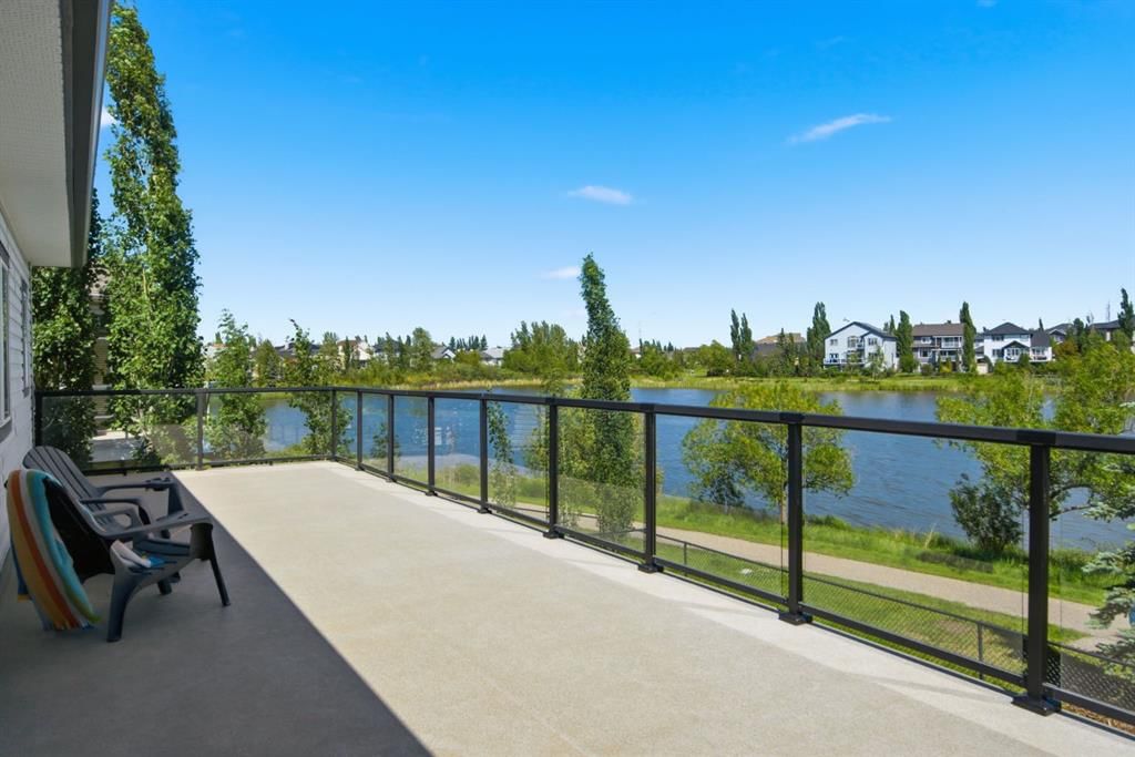 124 West Creek Glen, Chestermere — photo 4 of 44