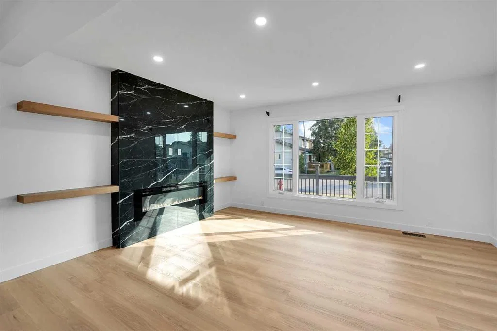 16 Abalone Crescent NE, Calgary — photo 5 of 48