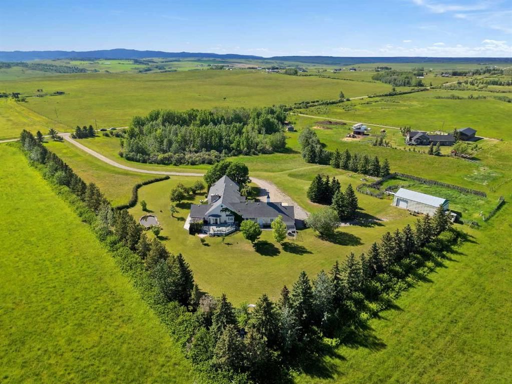 265028 Range Road 44, Rural Rocky View County — main listing photo