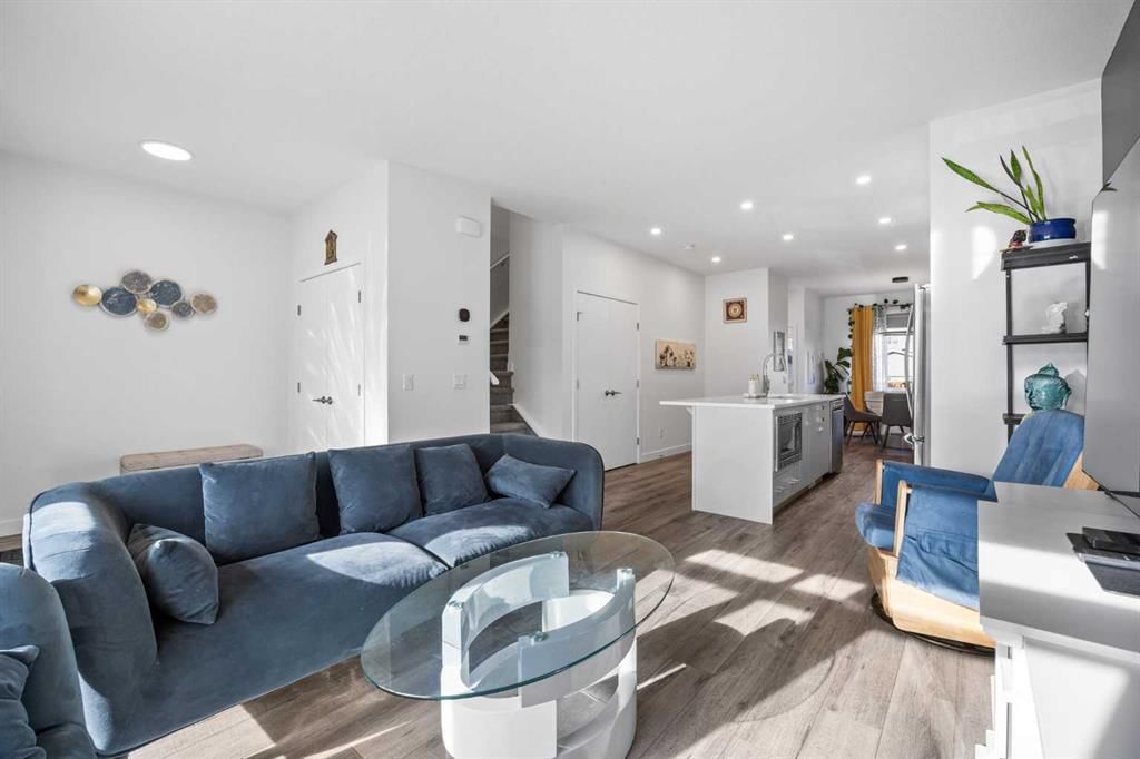 20604 Main Street SE, Calgary — photo 4 of 38